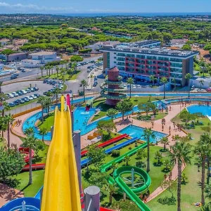 Aquashow Park Отель