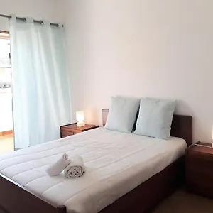 T2 Mira 4- Familiar, 80mt Praia, Wifi Apartamento